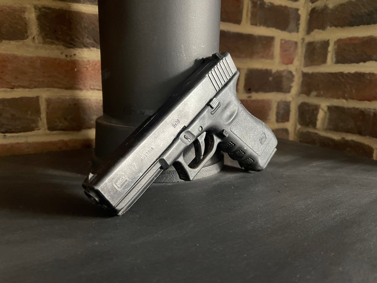 Glock 17 Resin Rubber Prop